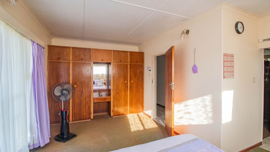 5 Bedroom Property for Sale in Rosedale Park Eastern Cape